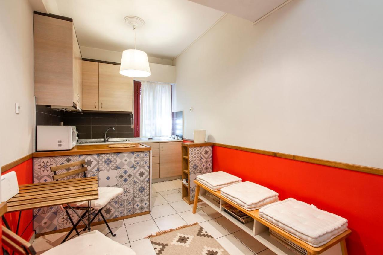 Blue & Red Apartment Atenas Exterior foto